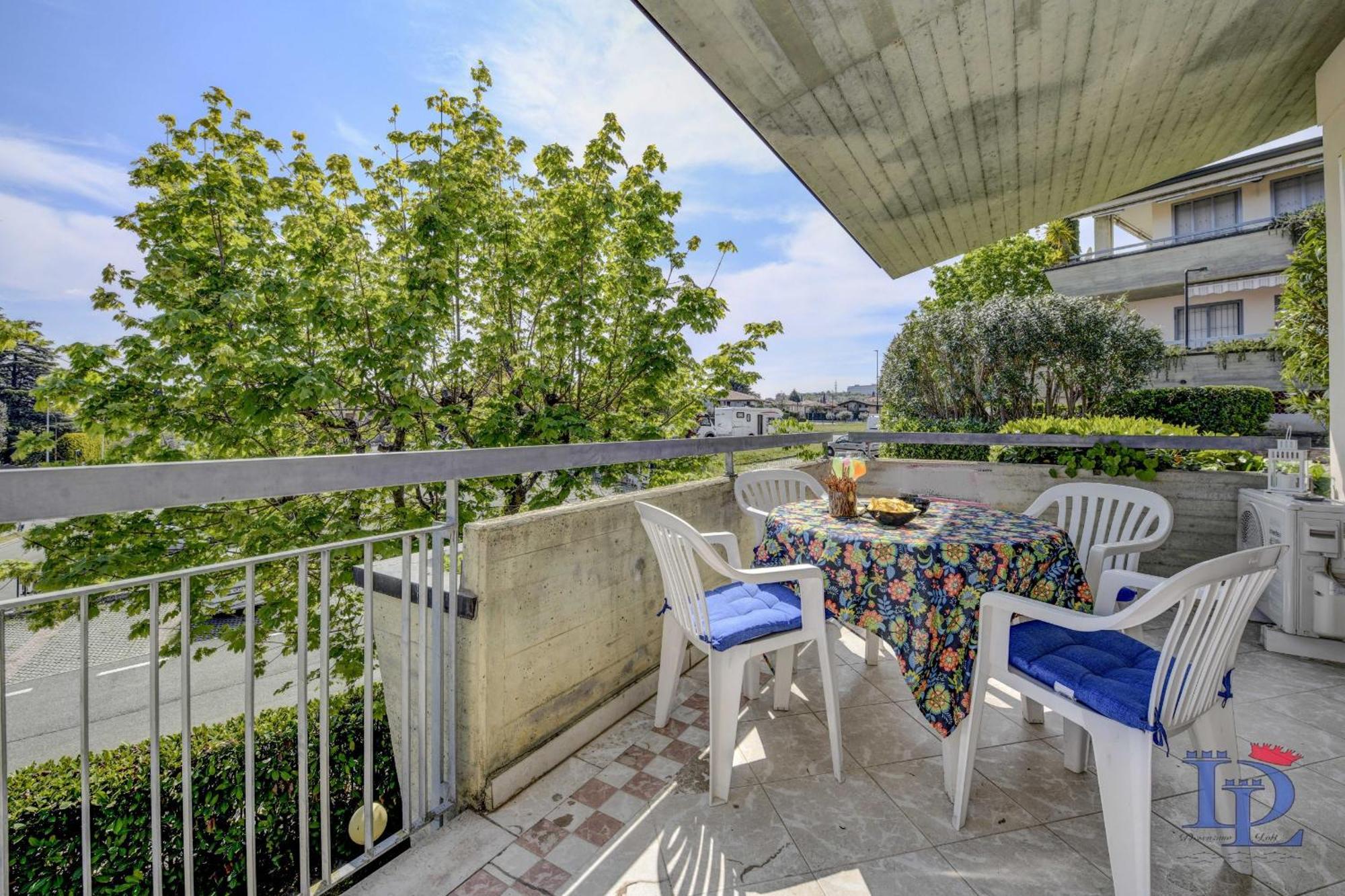 Desenzanoloft Official Partner Marriott Homes & Villas - A Casa Di Attila Desenzano del Garda Exterior foto